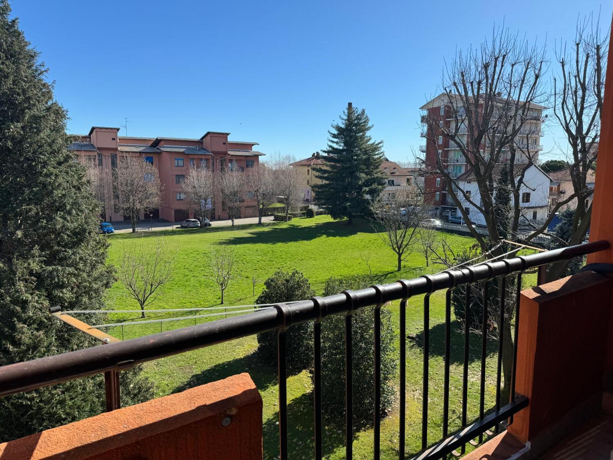 Gius' Apartment Elegante Vicino Ospedale Biella Gaglianico Eksteriør bilde